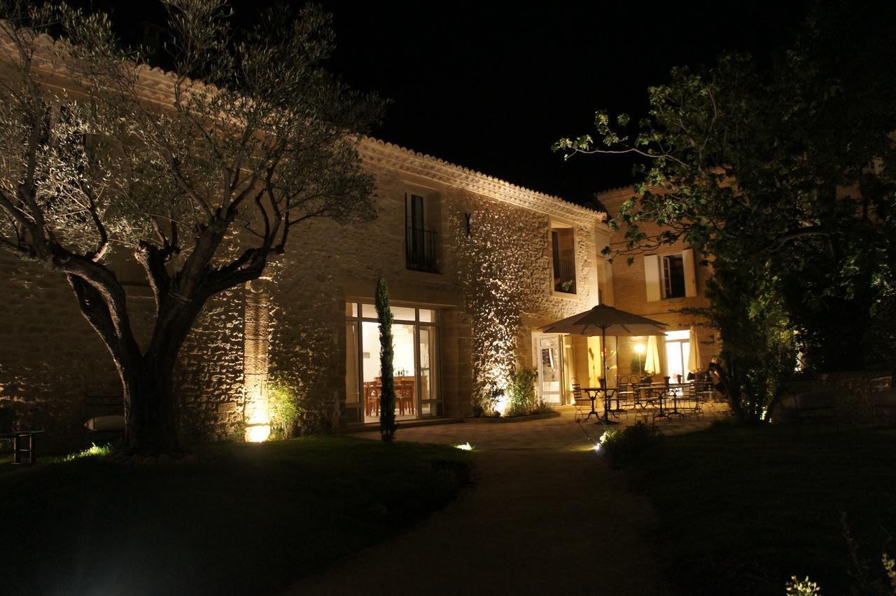 Chambres D'Hotes La Maison De Leonie Collias Exterior foto