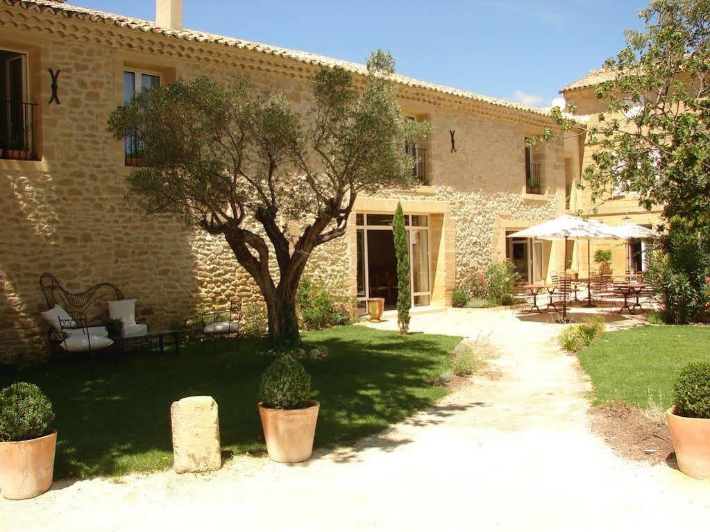 Chambres D'Hotes La Maison De Leonie Collias Exterior foto